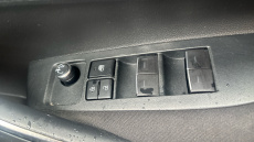 Toyota Corolla 1.8 VVT-i Hybrid Icon 5dr CVT Hybrid Hatchback